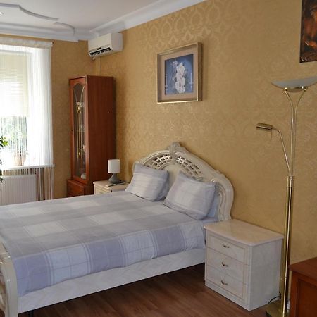 Executive Suite In The Centre Ternopil Buitenkant foto